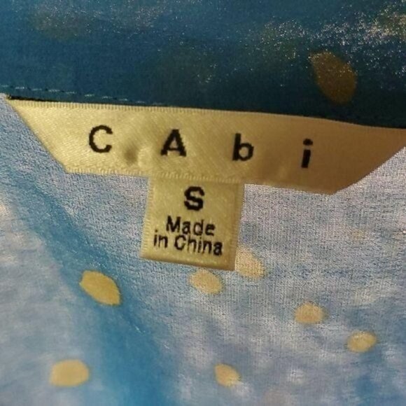 CAbi Sheer Vneck Polka Dots Casual Button Down Sleeveless Sz. S Blouse - Picture 2 of 7